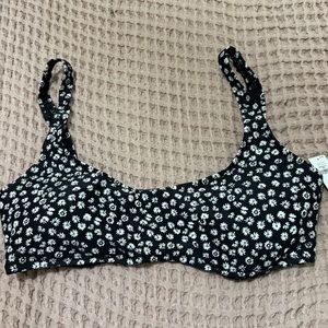 NWT Bikini top size XL